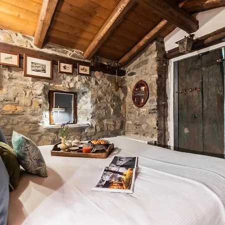 The Writer's Nest Il Rudere Pognana Lario