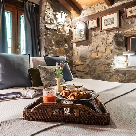 The Writer's Nest Il Rudere *